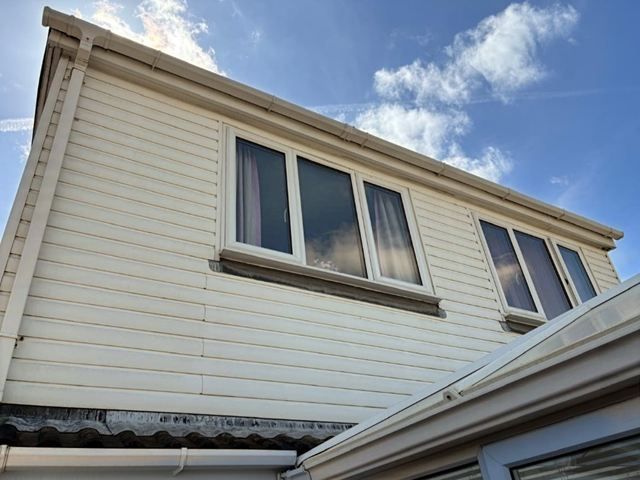 Fascia Soffit Before Cleaning