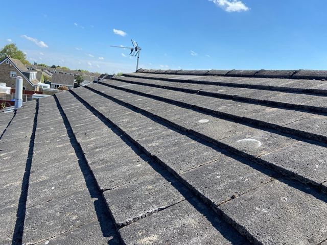 roof-cleaning-2-kireth-ai