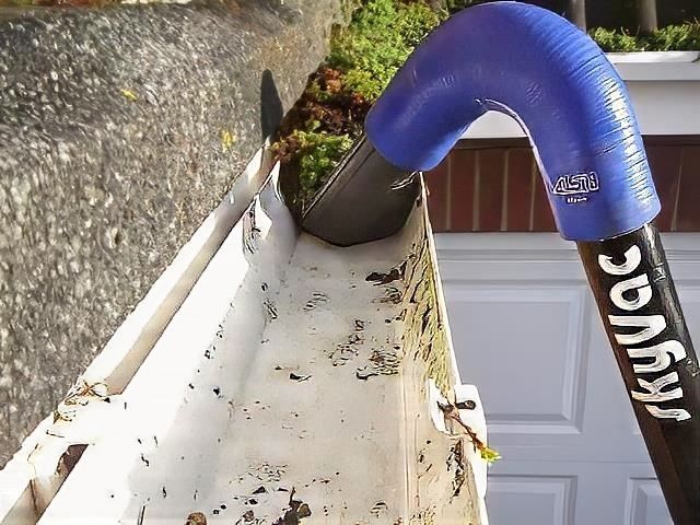 gutter-cleaning-14-kireth-ai