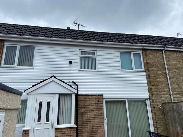 fascia-soffit-cleaning-17-kireth-ai
